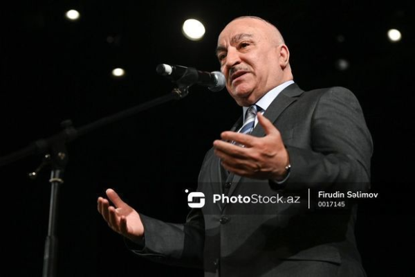 Millət vəkili Səttar Bəhlulzadənin  xaricdə satılan əsərlərindən danışdı